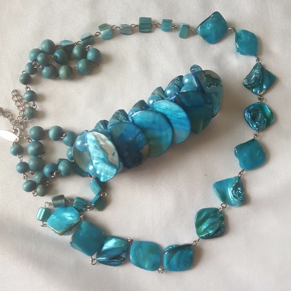 Shells Matching accesories - Picture 3 of 3